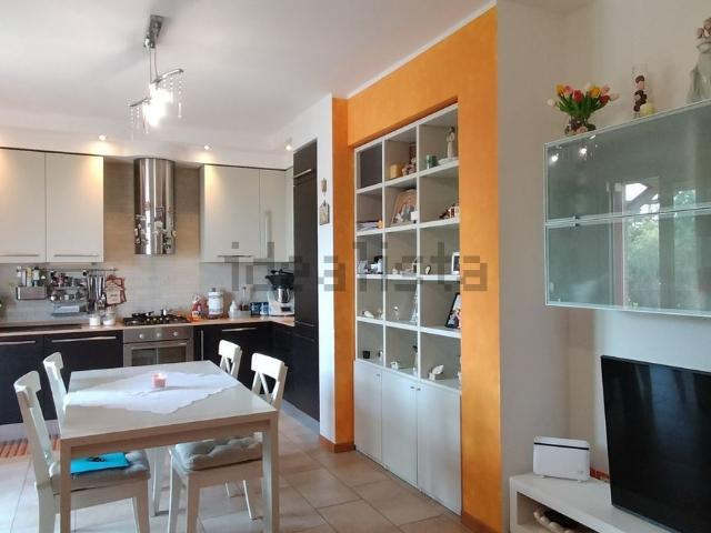 Appartamento in vendita a Montescudo, Trarivi