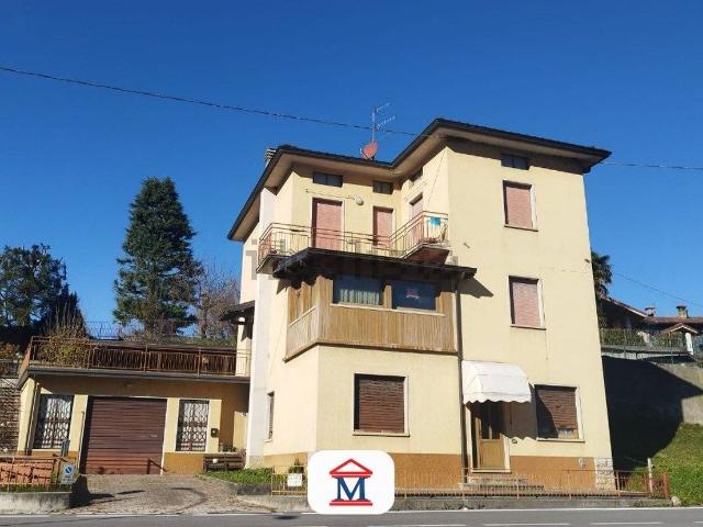 Appartamento in vendita a Laxolo, Val Brembilla