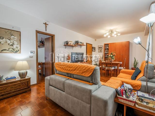 Appartamento in vendita a Pianura Reggiana, Re