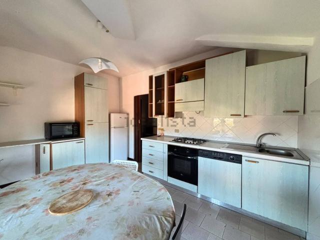 Appartamento in vendita a Fornovo di Taro, Parma