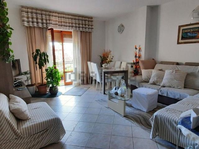 Appartamento in vendita a Albinia, Orbetello