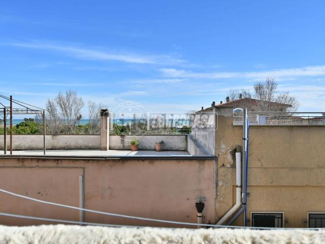 Appartamento in vendita a Faleriense, Marche
