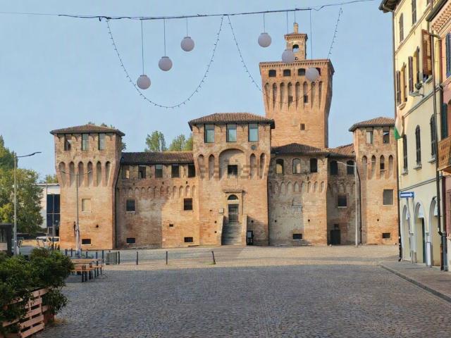 Appartamento in vendita a Cento, Ferrara