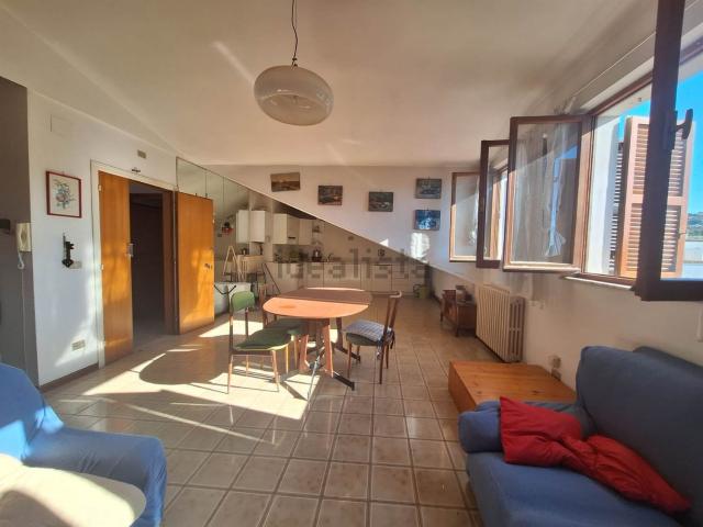 Appartamento in vendita a Casabianca, Marche