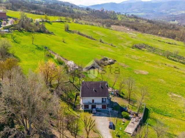 Appartamento in vendita a Val d’Enza, Re