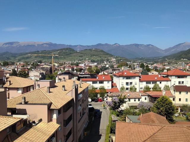 Appartamento in vendita a Pieve Di Soligo, Veneto