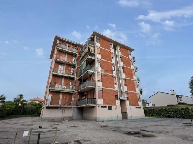 Appartamento in vendita a Biassono, Lombardia