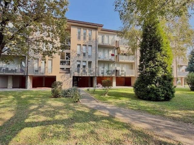 Appartamento in vendita a Contrada Capora, Calusco d'Adda