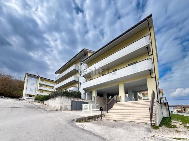 Appartamento in vendita a Tornimparte, Abruzzo