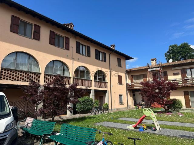 Appartamento in vendita a Roncola, Treviolo