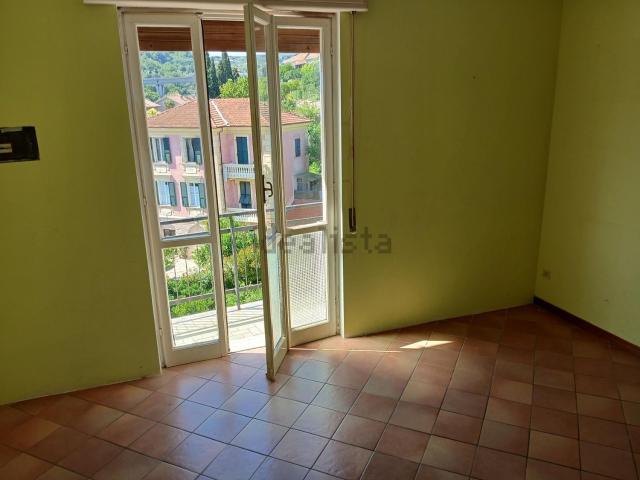 Appartamento in vendita a Artallo, Imperia