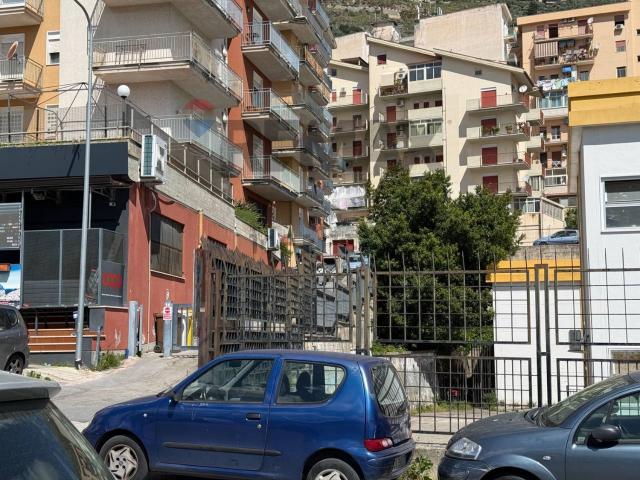 Appartamento in vendita a Villaggio Santa Rosalia, Monreale