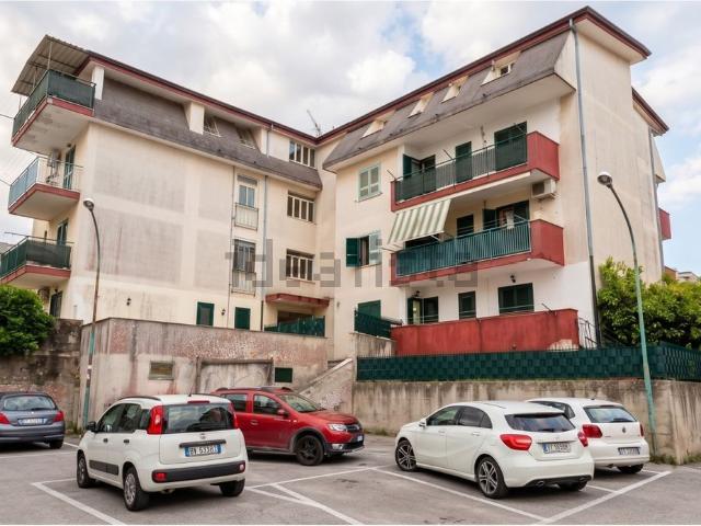 Appartamento in vendita a Villaricca, Campania