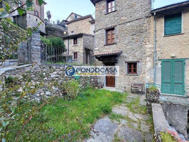 Appartamento in vendita a Stazzema, Toscana