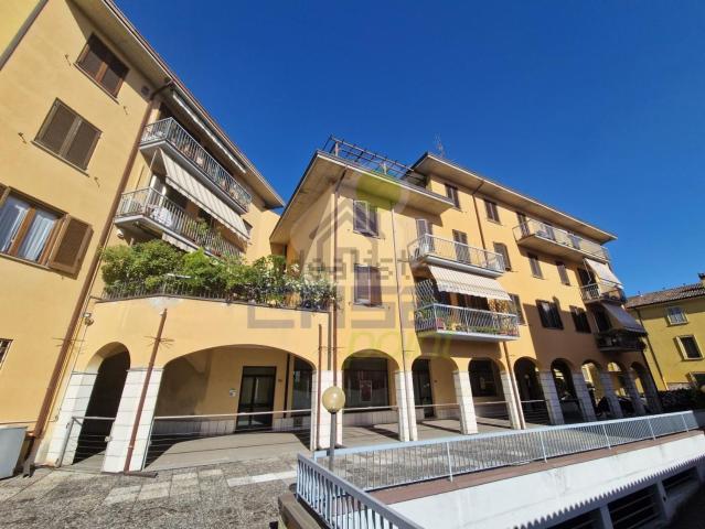Appartamento in vendita a Giordano, Cremona