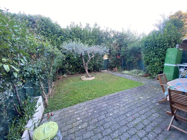 Appartamento in vendita a Cafaggio, Ameglia