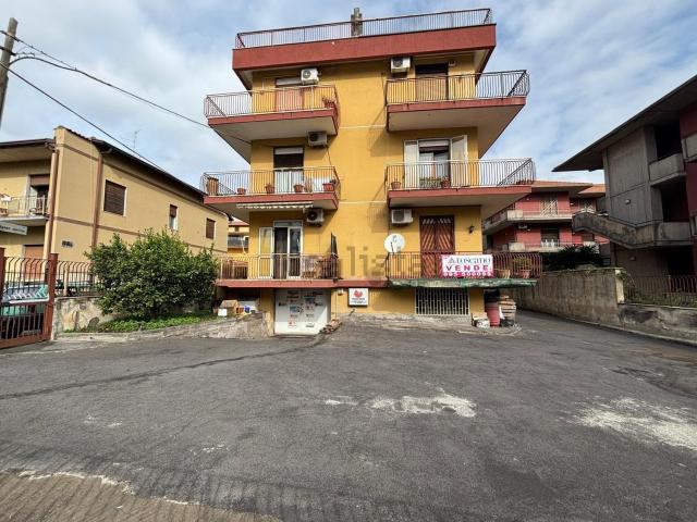 Appartamento in vendita a Mascalucia, Catania