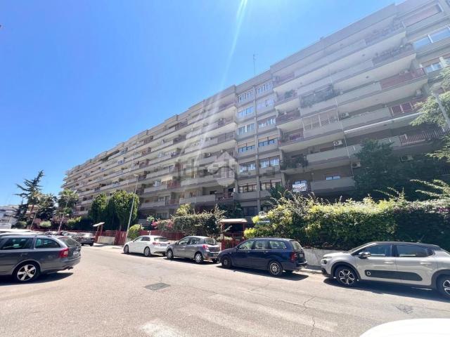 Appartamento in vendita a Municipio 2, Puglia