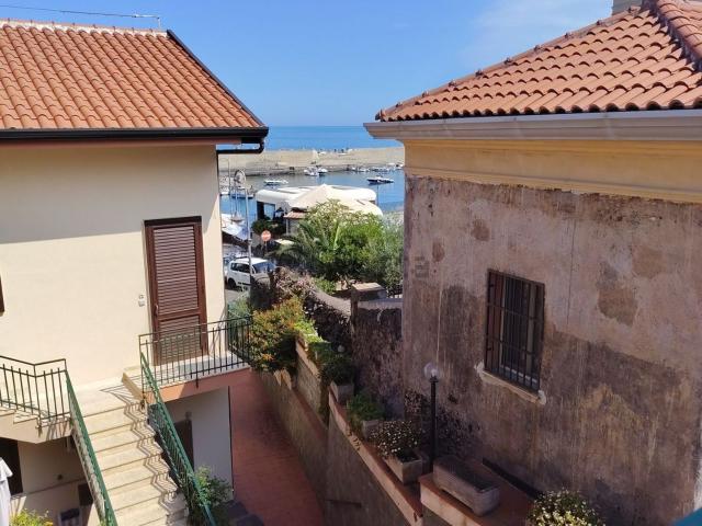 Appartamento in vendita a Acireale, Sicilia