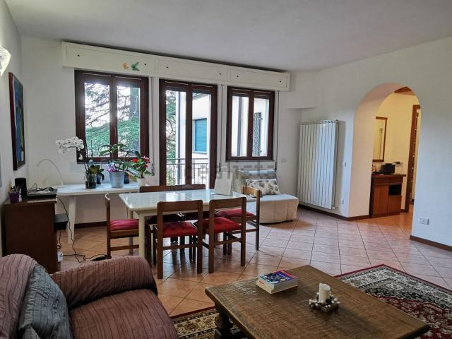 Appartamento in vendita a Lanzo d'Intelvi, Como