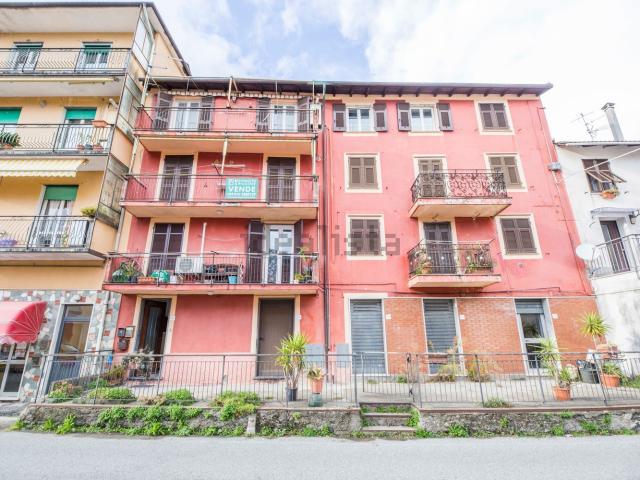 Appartamento in vendita a Lumarzo