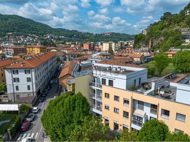 Attico in vendita a Olzino, Cernobbio