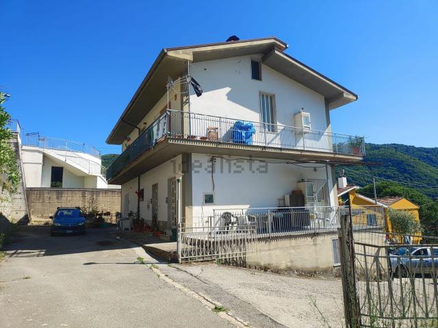 Appartamento in vendita a Salza Irpina, Campania