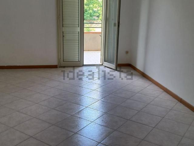 Appartamento in vendita a Piedimonte Etneo, Catania