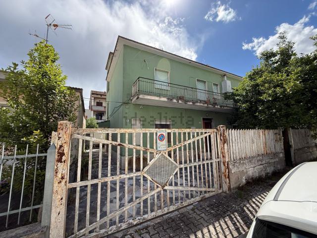 Appartamento in vendita a Campo Boario, Latina