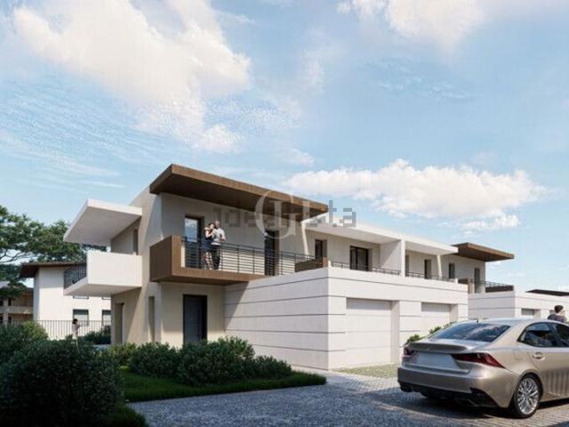 Appartamento in vendita a Desenzano Del Garda, Lombardia