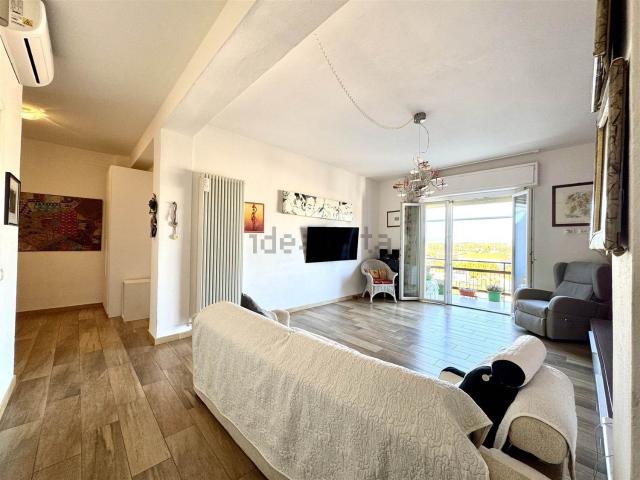 Attico in vendita a Follonica, Toscana