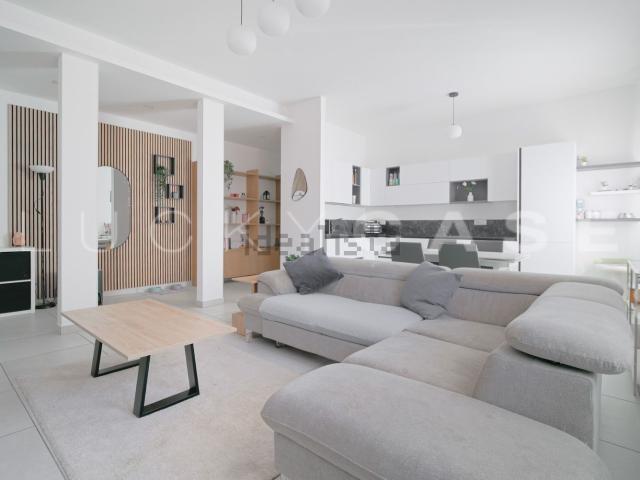 Appartamento in vendita a Vanzago, Milano