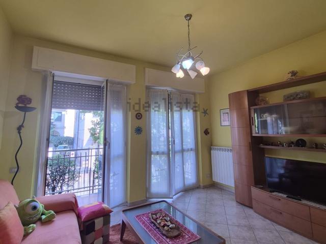 Appartamento in vendita a Buccinasco, Lombardia