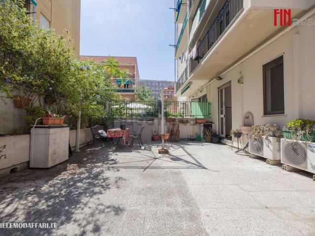 Appartamento in vendita a Chiappeto, Genova