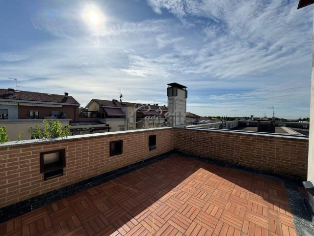 Appartamento in vendita a Figino Serenza, Como