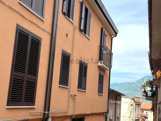 Appartamento in vendita a Montella, Campania