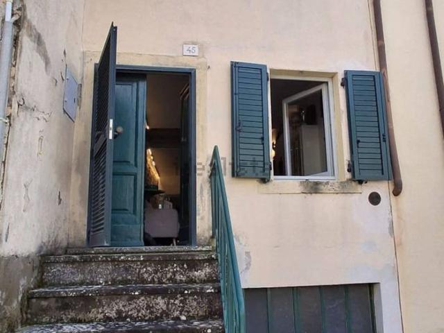 Appartamento in vendita a Poppi, Toscana