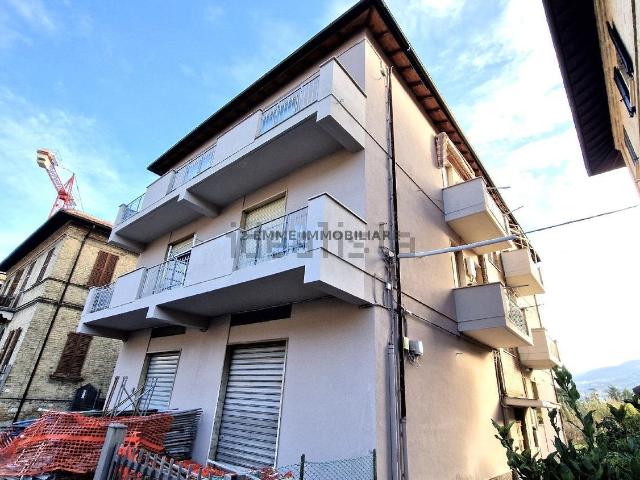 Appartamento in vendita a Monticelli, Marche