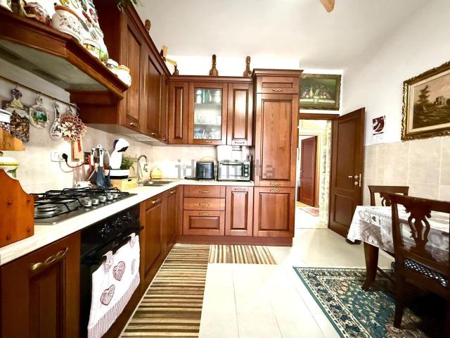 Appartamento in vendita a Izzalini, Umbria