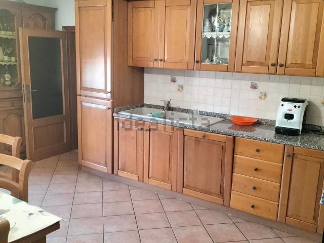 Appartamento in vendita a Montevarchi, Toscana
