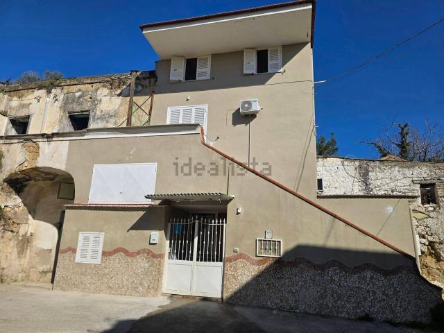 Appartamento in vendita a Caivano, Campania