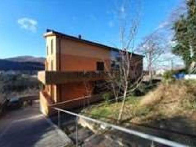 Appartamento in vendita a Cappuccini, Marche