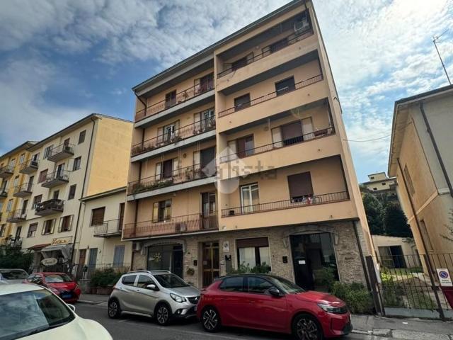 Appartamento in vendita a Mezzana, Prato