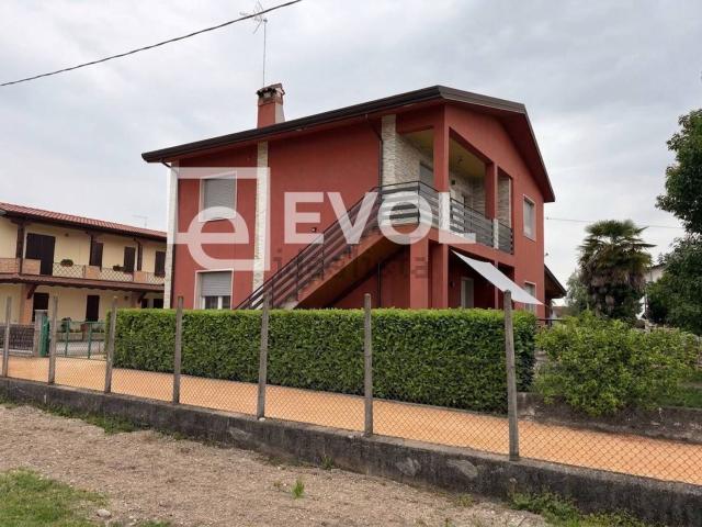 Appartamento in vendita a Rivignano / Rivignan, Rivignano Teor / Rivignan Teôr