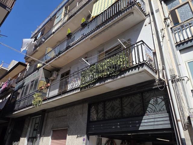 Appartamento in vendita a Paternò, Sicilia