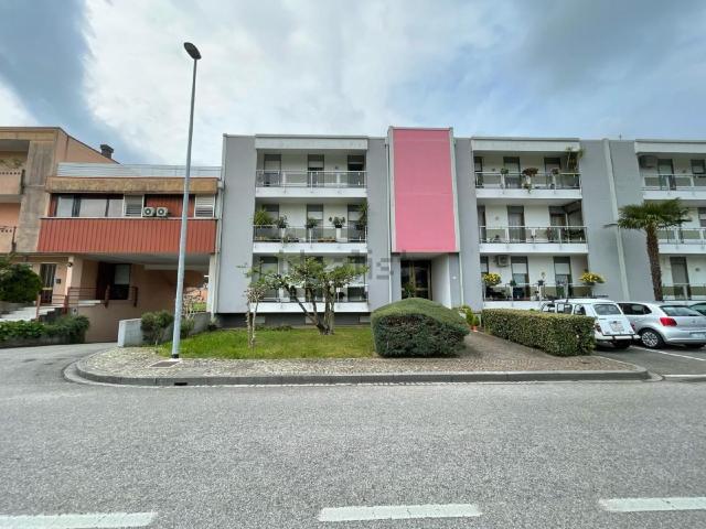 Appartamento in vendita a Manzano, Friuli-Venezia Giulia