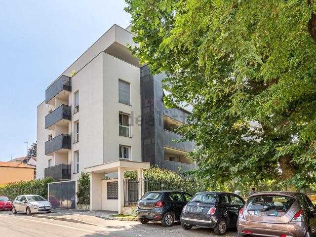 Appartamento in vendita a Buonarroti, Monza