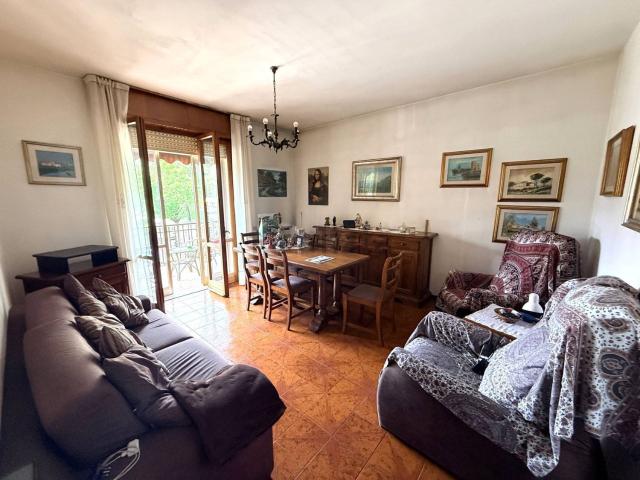 Appartamento in vendita a Sud-Est, Brenzone