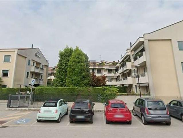 Appartamento in vendita a Roncaglia, Ponte San Nicolò