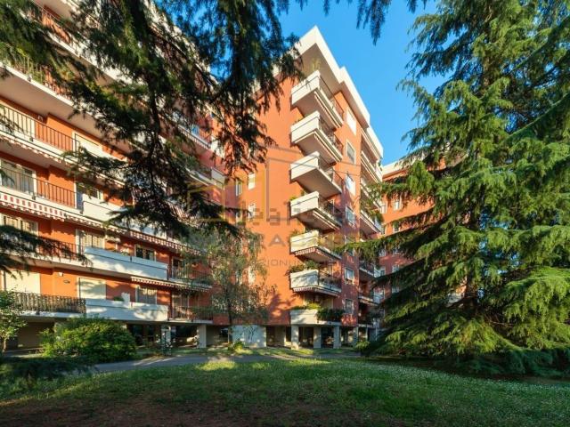 Appartamento in vendita a Sant'Albino, Monza